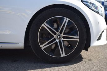 MERCEDES-BENZ C-CLASS 2.0 C300 Sport Saloon 4dr Petrol G-Tronic+ Euro 6 (s/s) (258 ps)