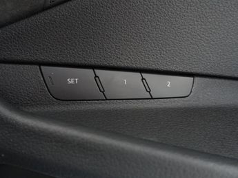 AUDI E-TRON 50 Black Edition SUV 5dr Electric Auto quattro 71.2kWh (313 ps)