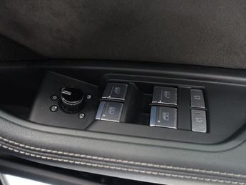 AUDI E-TRON 50 Black Edition SUV 5dr Electric Auto quattro 71.2kWh (313 ps)
