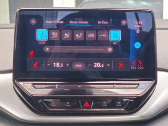 VOLKSWAGEN ID.4 Pro Performance 77kWh Life SUV 5dr Electric Auto (204 ps)