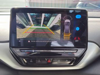 VOLKSWAGEN ID.4 Pro Performance 77kWh Life SUV 5dr Electric Auto (204 ps)