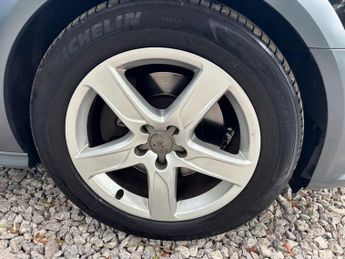 AUDI ALLROAD 3.0 TDI V6 Estate 5dr Diesel S Tronic quattro Euro 5 (s/s) (245 