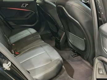 BMW 1 SERIES 1.5 118i M Sport Hatchback 5dr Petrol DCT Euro 6 (s/s) (140 ps)