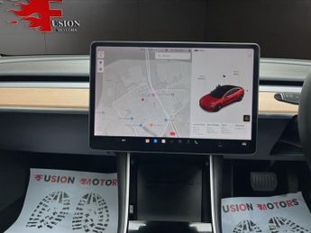 TESLA Model 3 Standard Range Plus Saloon 4dr Electric Auto RWD (241 bhp)