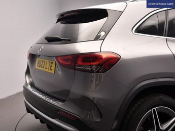 MERCEDES-BENZ GLA-CLASS 1.3 GLA200 AMG Line SUV 5dr Petrol 7G-DCT Euro 6 (s/s) (163 ps)