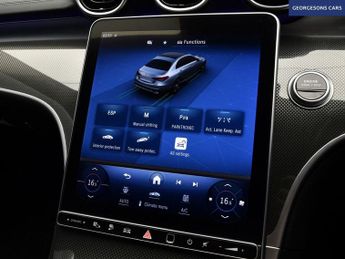 MERCEDES-BENZ C-CLASS 2.0 C300e 25.4kWh AMG Line Saloon 4dr Petrol Plug-in Hybrid G-Tr