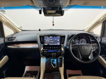 TOYOTA ALPHARD 2.5 Hybrid ULEZ Euro 6 7 Seats Auto