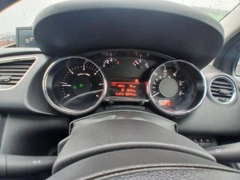 PEUGEOT 3008 2.0 HDi Allure SUV 5dr Diesel Auto Euro 5 (163 ps)