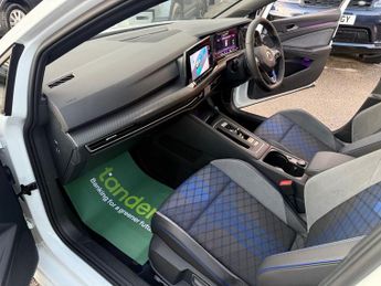 VOLKSWAGEN GOLF 2.0 TSI R Hatchback 5dr Petrol DSG 4Motion Euro 6-18" ALLOY WHEE