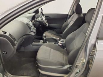HYUNDAI I30 1.6 CRDi Comfort Hatchback 5dr Diesel Manual Euro 4 (115 ps)