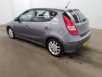 HYUNDAI I30 1.6 CRDi Comfort Hatchback 5dr Diesel Manual Euro 4 (115 ps)