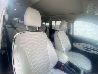 FORD KUGA 2.0 TDCi EcoBlue Vignale SUV 5dr Diesel Powershift AWD Euro 6 (s