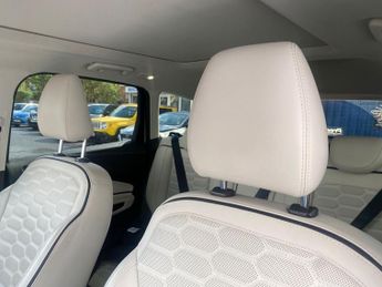 FORD KUGA 2.0 TDCi EcoBlue Vignale SUV 5dr Diesel Powershift AWD Euro 6 (s