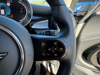 MINI Electric Hatch Cooper SE 32.6kWh Level 1 Hatchback 3dr Electric Auto (184 ps)