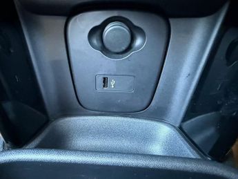 MINI Electric Hatch Cooper SE 32.6kWh Level 1 Hatchback 3dr Electric Auto (184 ps)