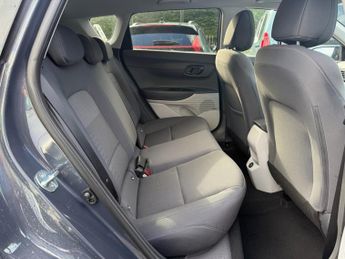 HYUNDAI BAYON 1.0 T-GDi Ultimate SUV 5dr Petrol DCT Euro 6 (s/s) (100 ps)