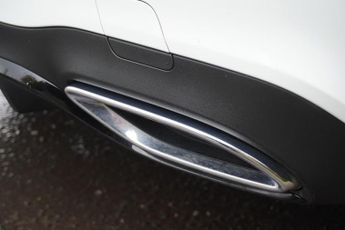 MERCEDES-BENZ E-CLASS 3.0 E350d V6 AMG Line (Premium) Saloon 4dr Diesel G-Tronic+ Euro