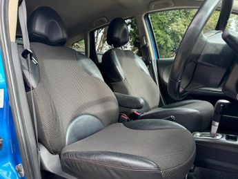 NISSAN NOTE 1.6 16v SVE Hatchback 5dr Petrol Automatic (166 g/km, 109 bhp)