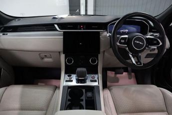 JAGUAR F-PACE 2.0 D200 MHEV R-Dynamic HSE SUV 5dr Diesel Auto AWD Euro 6 (s/s)