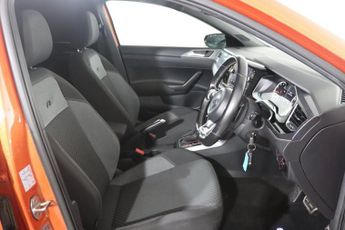 VOLKSWAGEN POLO 1.0 TSI R-Line Hatchback 5dr Petrol DSG Euro 6 (s/s) (110 ps)