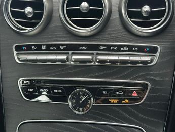 MERCEDES-BENZ C-CLASS 2.1 C220d AMG Line Saloon 4dr Diesel G-Tronic+ Euro 6 (s/s) (170