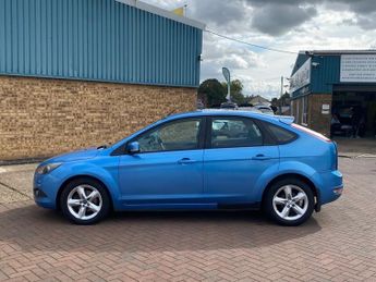 FORD FOCUS 1.6 Zetec Hatchback 5dr Petrol Manual (161 g/km, 99 bhp)