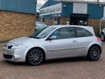 Renault Megane 2.0 dCi Renaultsport Hatchback 3dr Diesel Manual (175 g/km, 175 