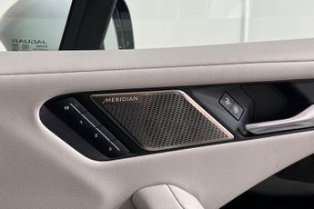 JAGUAR I-PACE 400 90kWh R-Dynamic SE Black SUV 5dr Electric Auto 4WD (400 ps) 