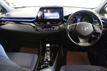 TOYOTA C-HR 1.8 VVT-h Dynamic SUV 5dr Petrol Hybrid CVT Euro 6 (s/s) (122 ps