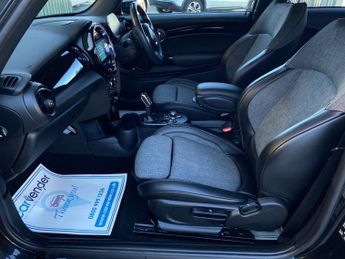 MINI Electric Hatch Cooper SE 32.6kWh Level 2 Hatchback 3dr Electric Auto (184 ps)