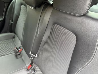 MERCEDES-BENZ A-CLASS 1.5 A180d Sport (Executive) Hatchback 5dr Diesel 7G-DCT Euro 6 (