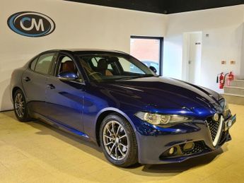 ALFA ROMEO GIULIA 2.0T Super Saloon 4dr Petrol Auto Euro 6 (s/s) (200 ps)