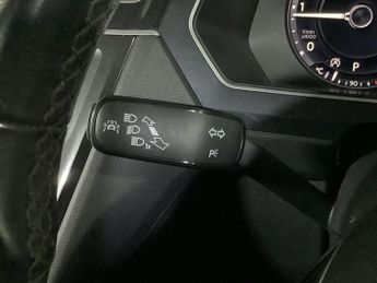 VOLKSWAGEN TIGUAN 2.0 TDI BlueMotion Tech SEL SUV 5dr Diesel DSG 4Motion Euro 6 (s