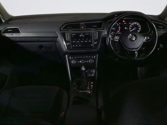 VOLKSWAGEN TIGUAN 2.0 TDI BlueMotion Tech SEL SUV 5dr Diesel DSG 4Motion Euro 6 (s