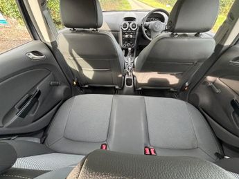 VAUXHALL CORSA 1.4i 16v Design Hatchback 5dr Petrol Automatic (a/c) (158 g/km, 