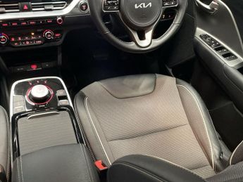 KIA NIRO 64kWh 2 SUV 5dr Electric Auto (201 bhp)