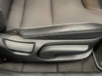 KIA NIRO 64kWh 2 SUV 5dr Electric Auto (201 bhp)