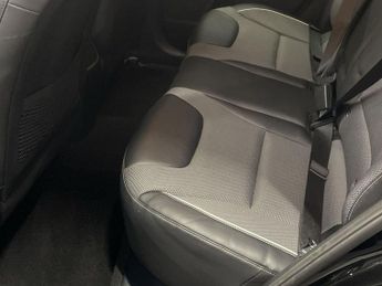 KIA NIRO 64kWh 2 SUV 5dr Electric Auto (201 bhp)