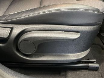 KIA NIRO 64kWh 2 SUV 5dr Electric Auto (201 bhp)