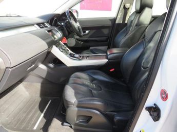 LAND ROVER RANGE ROVER EVOQUE 2.2 SD4 Pure Tech SUV 5dr Diesel Auto 4WD Euro 5 (s/s) (190 ps)