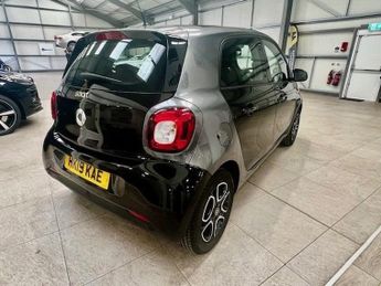 SMART FORFOUR 1.0 Prime (Premium) Hatchback 5dr Petrol Twinamic Euro 6 (s/s) (