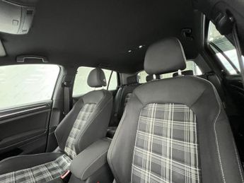 VOLKSWAGEN GOLF 2.0 GTD TDI DSG 5d 182 BHP