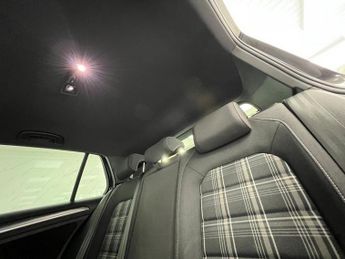 VOLKSWAGEN GOLF 2.0 GTD TDI DSG 5d 182 BHP