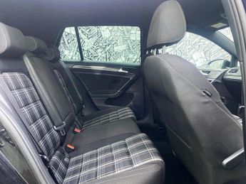 VOLKSWAGEN GOLF 2.0 GTD TDI DSG 5d 182 BHP