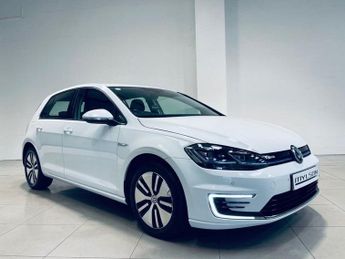 Volkswagen Golf 35.8kWh e-Golf Hatchback 5dr Electric Auto (136 ps)
