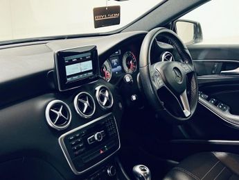 MERCEDES-BENZ A-CLASS 1.6 A180 Sport Hatchback 5dr Petrol Manual Euro 6 (s/s) (122 ps)