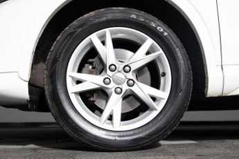 AUDI Q3 1.4 TFSI CoD Sport SUV 5dr Petrol S Tronic Euro 6 (s/s) (150 ps)
