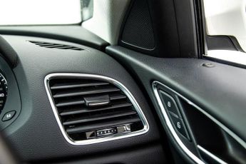 AUDI Q3 1.4 TFSI CoD Sport SUV 5dr Petrol S Tronic Euro 6 (s/s) (150 ps)
