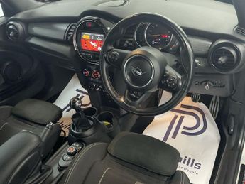 MINI HATCH 1.5 Cooper Sport Hatchback 3dr Petrol Manual Euro 6 (s/s) (136 p