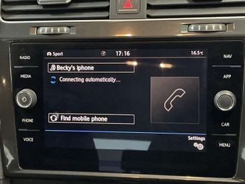 VOLKSWAGEN GOLF 1.6 TDI BlueMotion Tech SE Nav Hatchback 5dr Diesel Manual Euro 